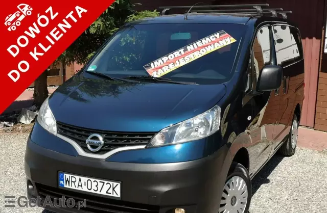 NISSAN NV200 