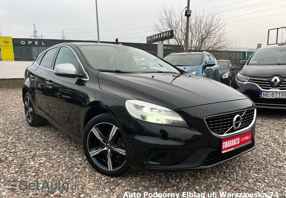 VOLVO V40 