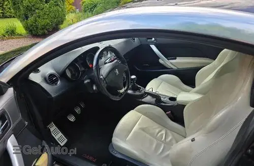 PEUGEOT RCZ 