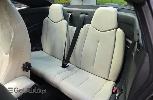 PEUGEOT RCZ 