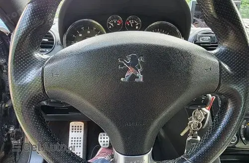 PEUGEOT RCZ 