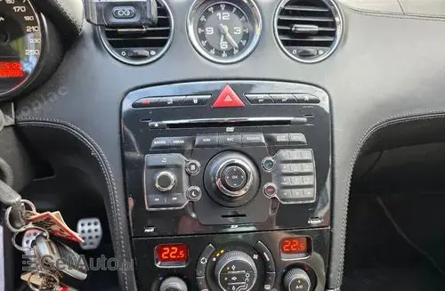 PEUGEOT RCZ 
