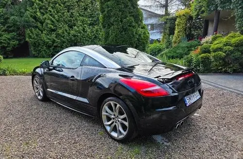 PEUGEOT RCZ 