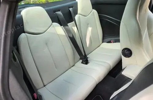 PEUGEOT RCZ 