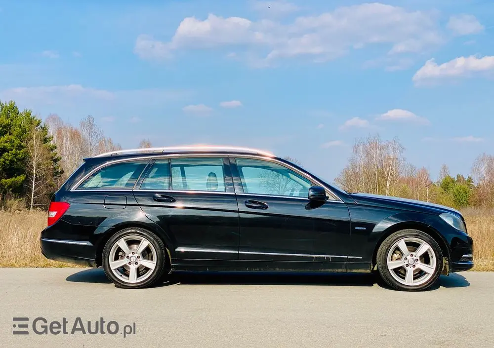 MERCEDES-BENZ Klasa C 180 CGI Automatik BlueEFFICIENCY Avantgarde