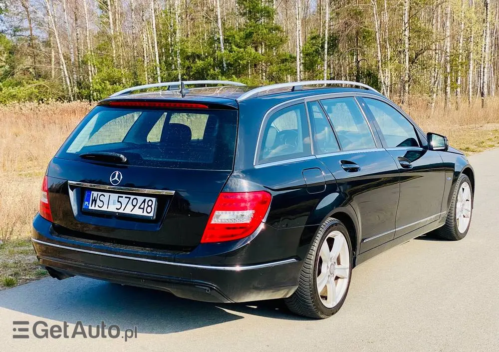MERCEDES-BENZ Klasa C 180 CGI Automatik BlueEFFICIENCY Avantgarde