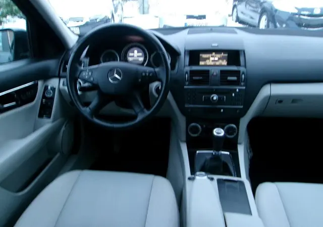 MERCEDES-BENZ Klasa C 