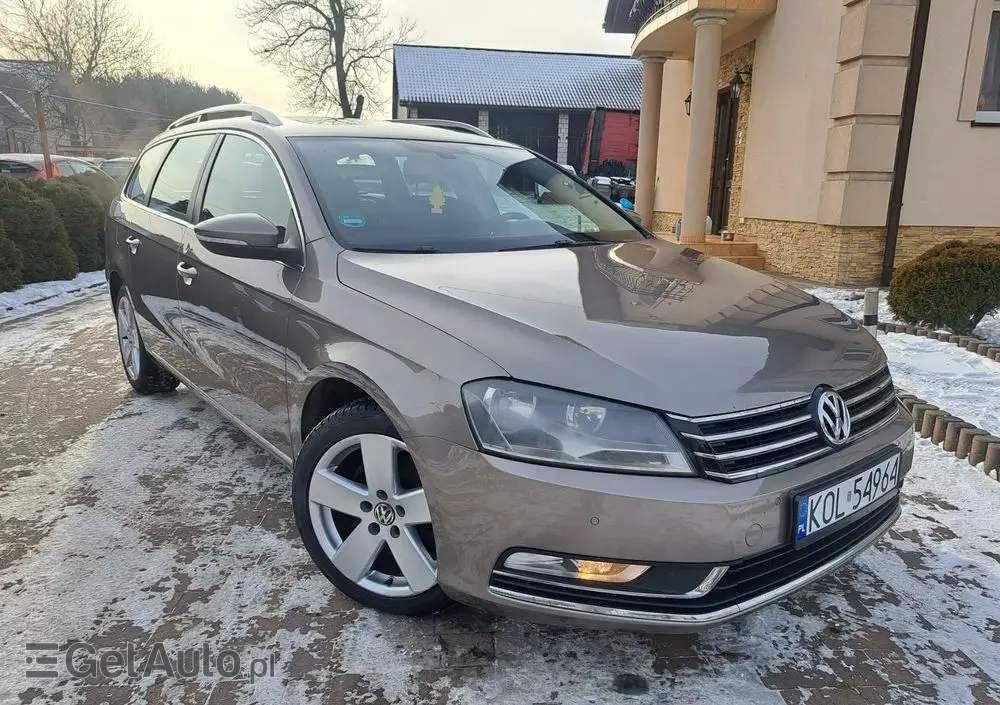 VOLKSWAGEN Passat Variant 2.0 TDI BlueMotion Technology DPF Trendline