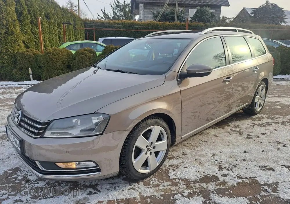 VOLKSWAGEN Passat Variant 2.0 TDI BlueMotion Technology DPF Trendline