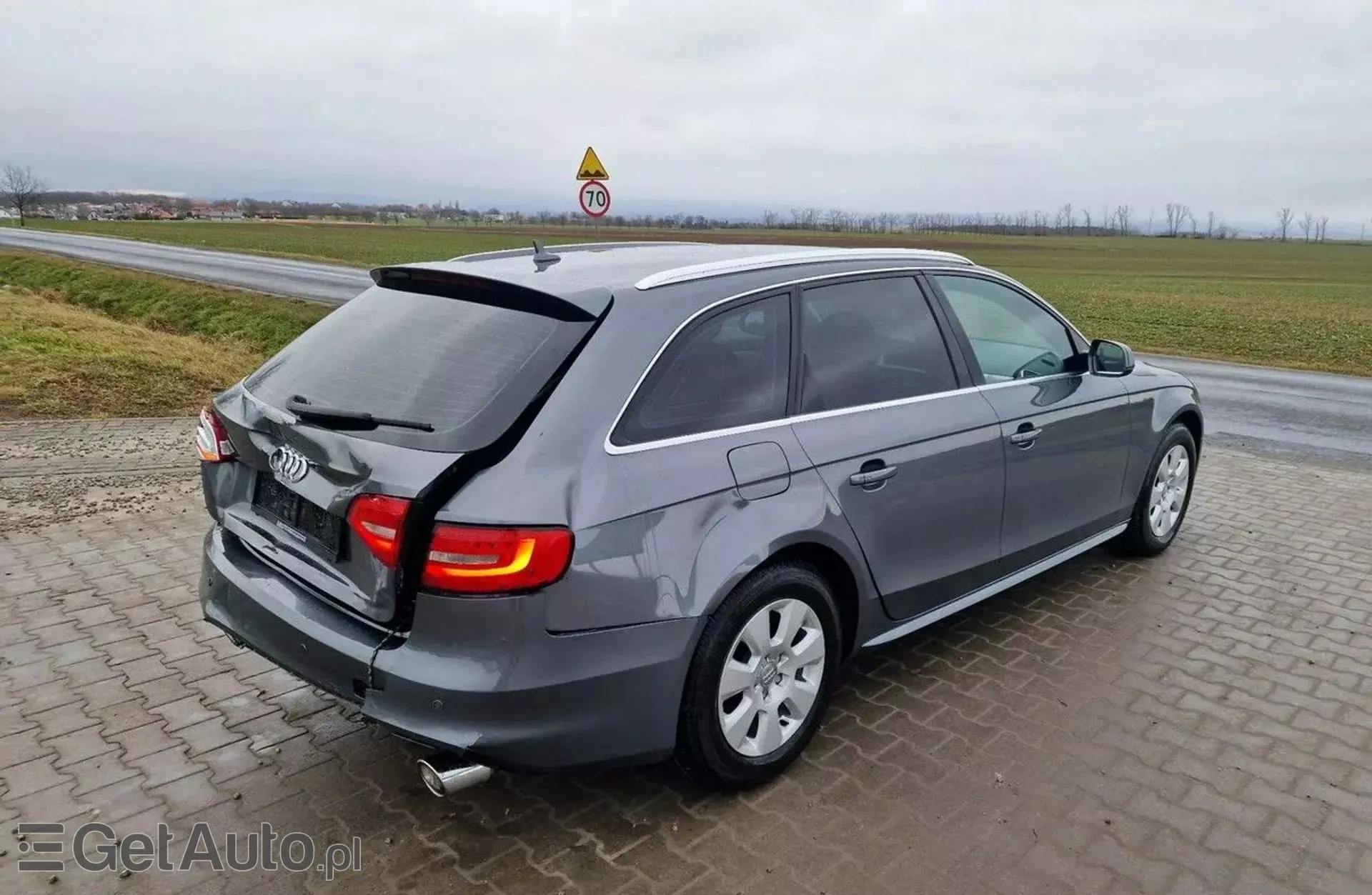 AUDI A4 
