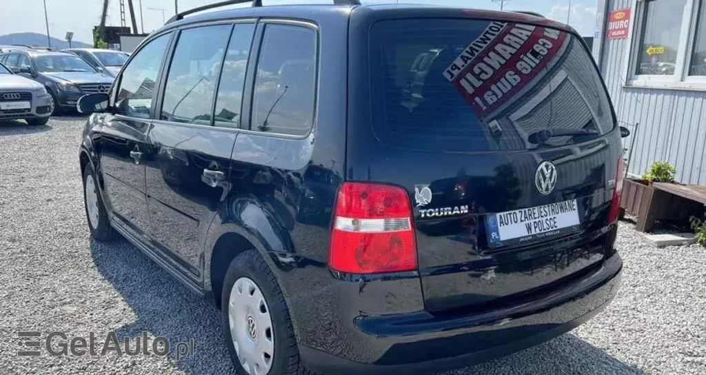 VOLKSWAGEN Touran 