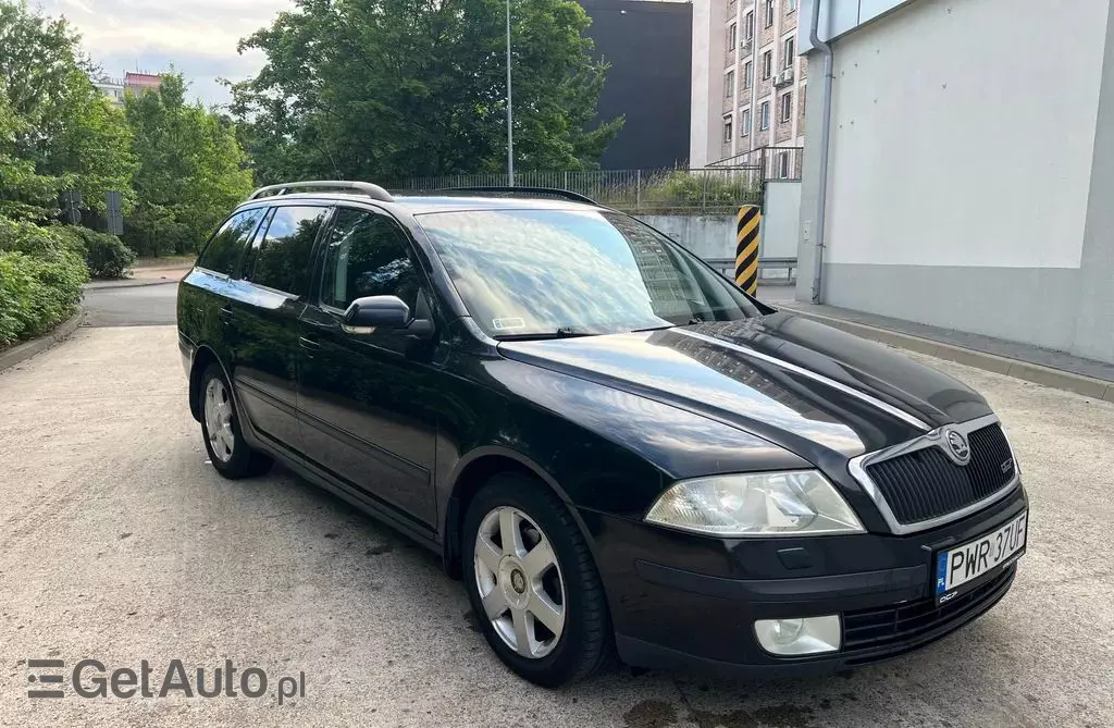 SKODA Octavia 