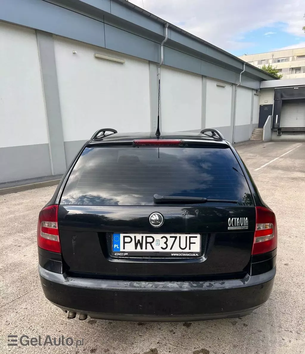 SKODA Octavia 