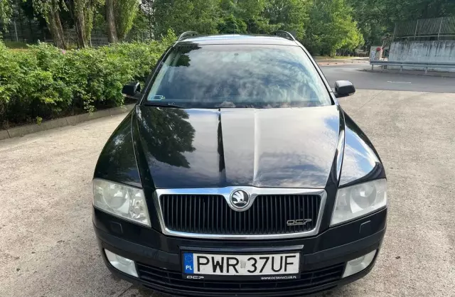 SKODA Octavia 