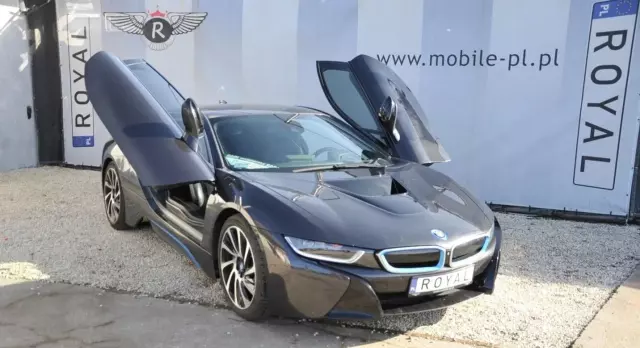 BMW I8 