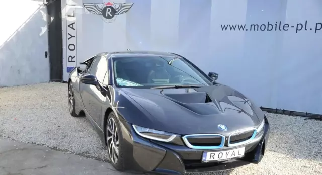 BMW I8 