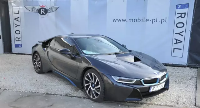 BMW I8 
