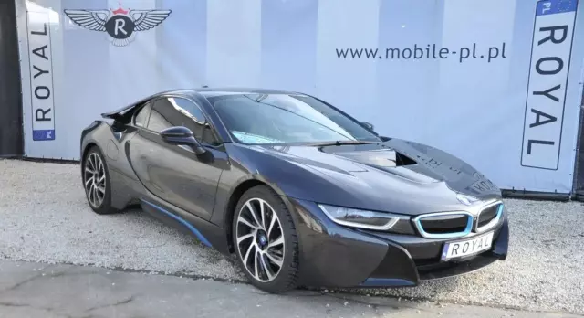 BMW I8 
