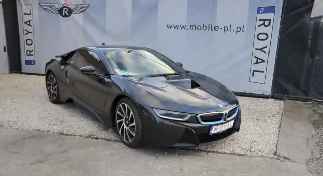 BMW I8 