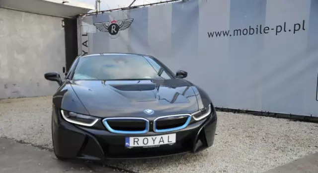 BMW I8 