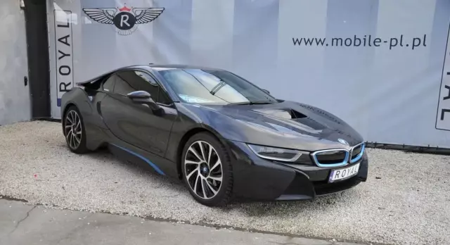 BMW I8 