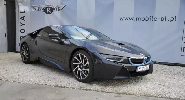 BMW I8 