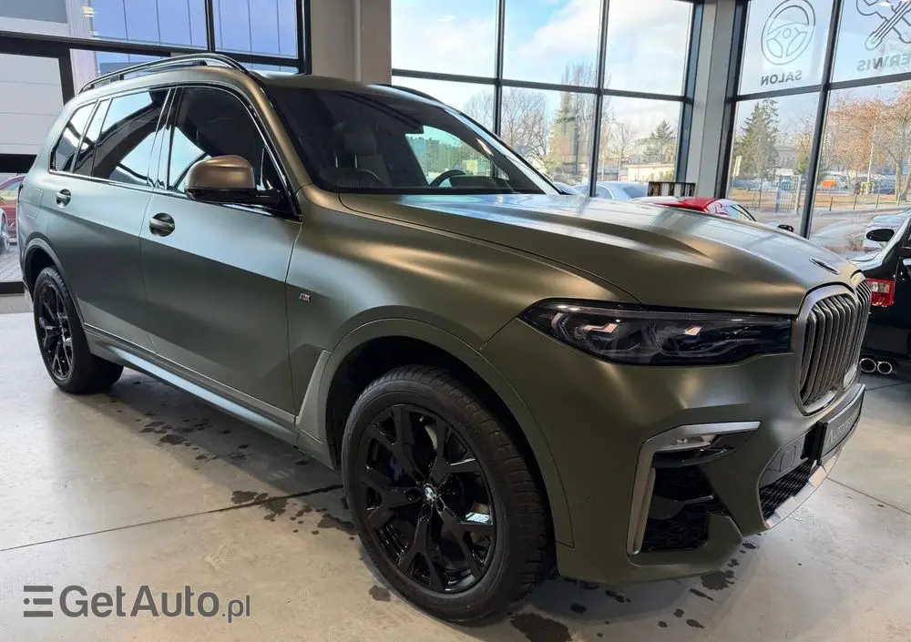 BMW X7 