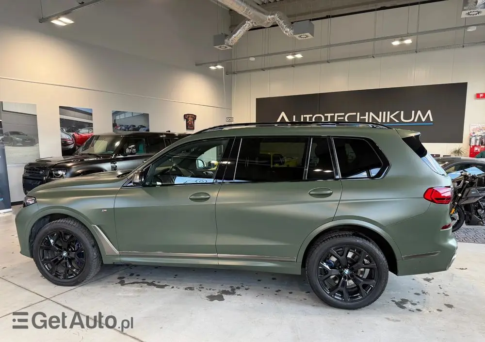BMW X7 
