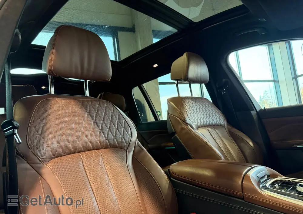 BMW X7 