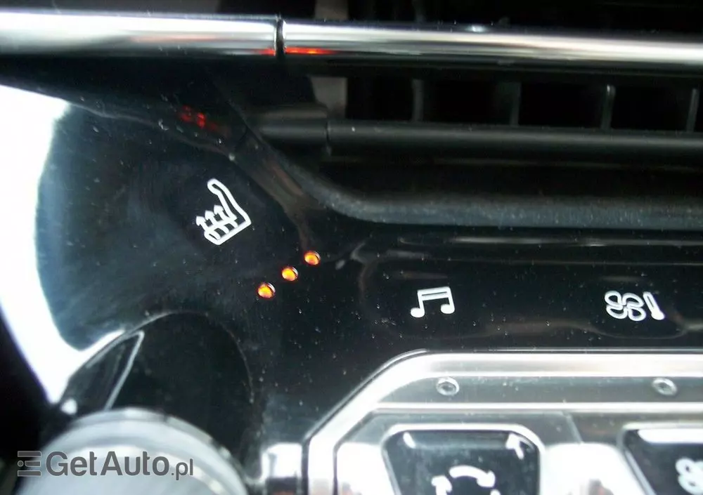 PEUGEOT 208 1.2 PureTech Allure Pack S&S EAT8