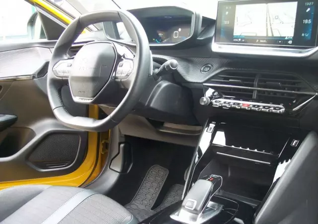 PEUGEOT 208 1.2 PureTech Allure Pack S&S EAT8