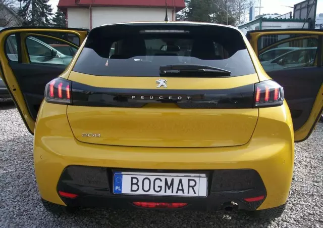 PEUGEOT 208 1.2 PureTech Allure Pack S&S EAT8