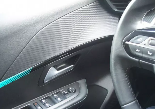 PEUGEOT 208 1.2 PureTech Allure Pack S&S EAT8