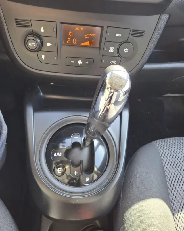 FIAT Doblo 1.6 16V Multijet Start&Stopp Dualogic Emotion Family