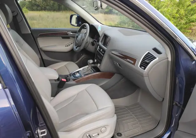 AUDI Q5 
