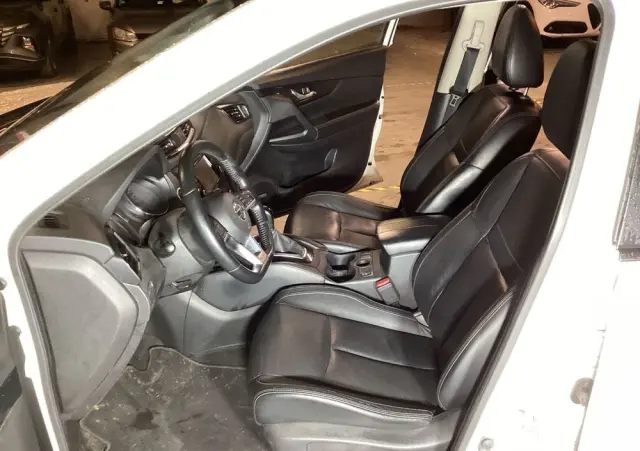 NISSAN X-Trail 1.3 DIG-T Tekna