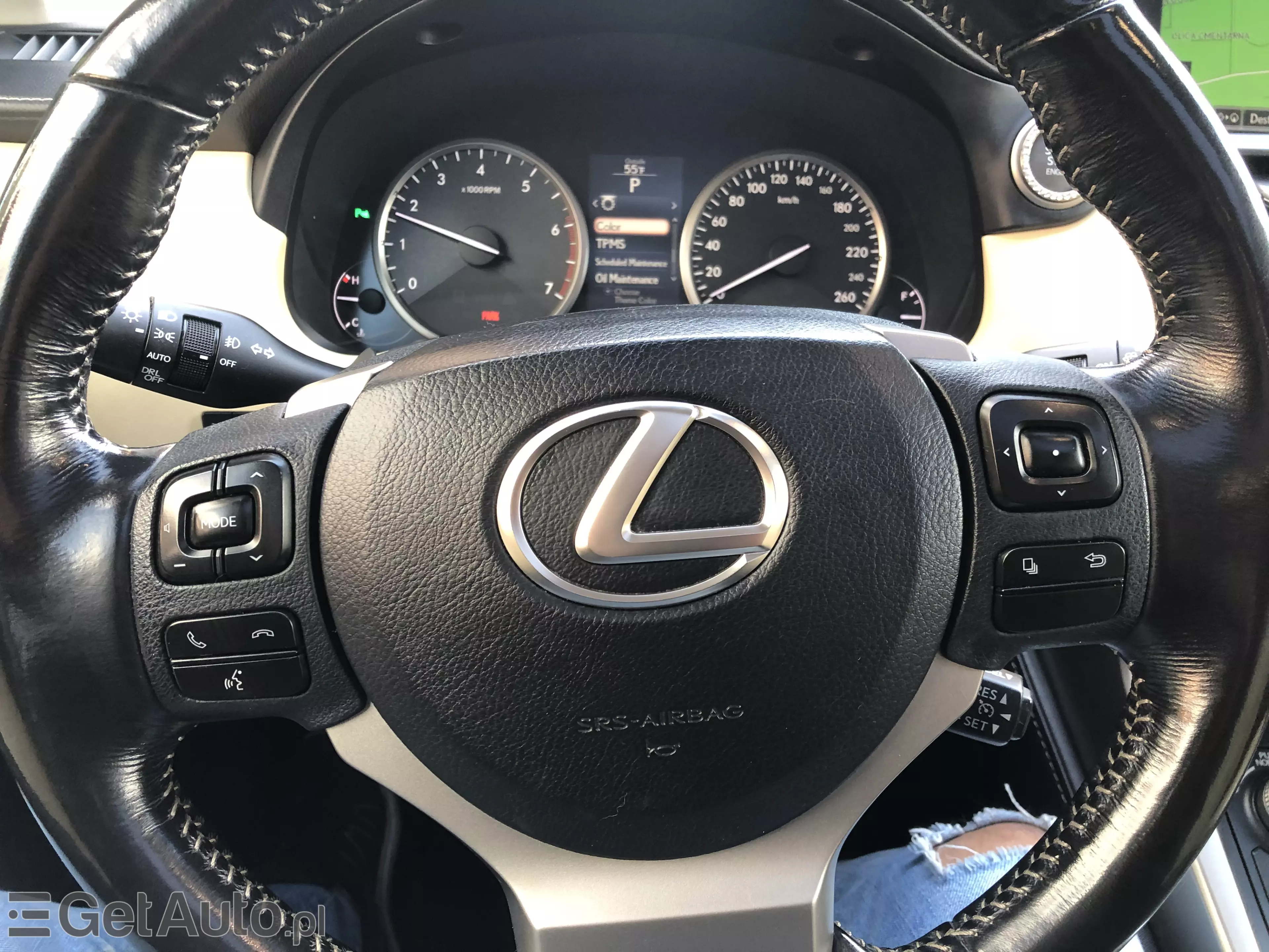 LEXUS NX200T 