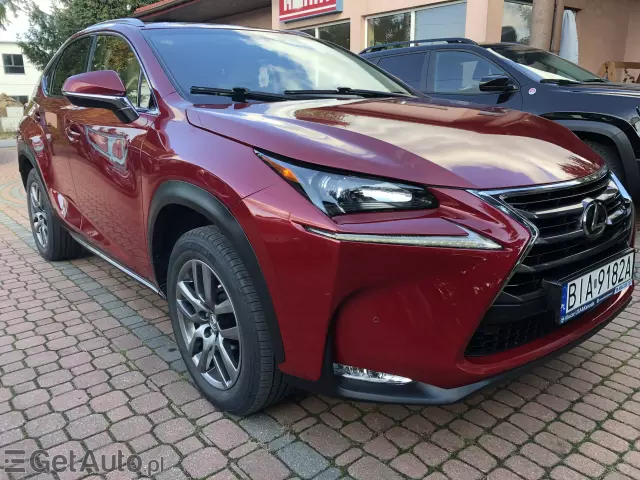 LEXUS NX200T 