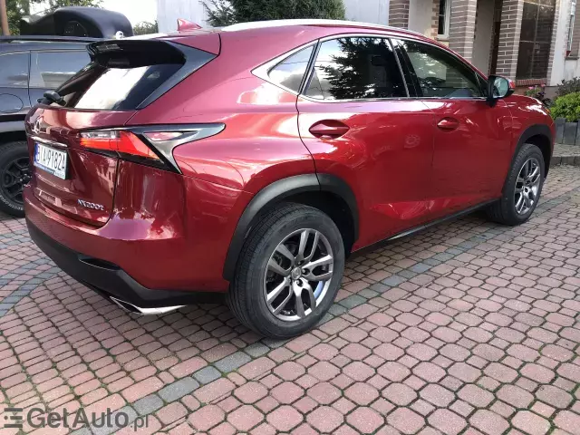 LEXUS NX200T 