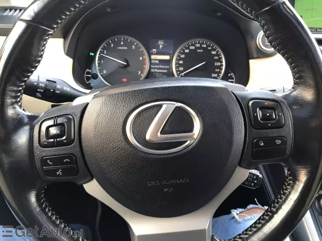 LEXUS NX200T 