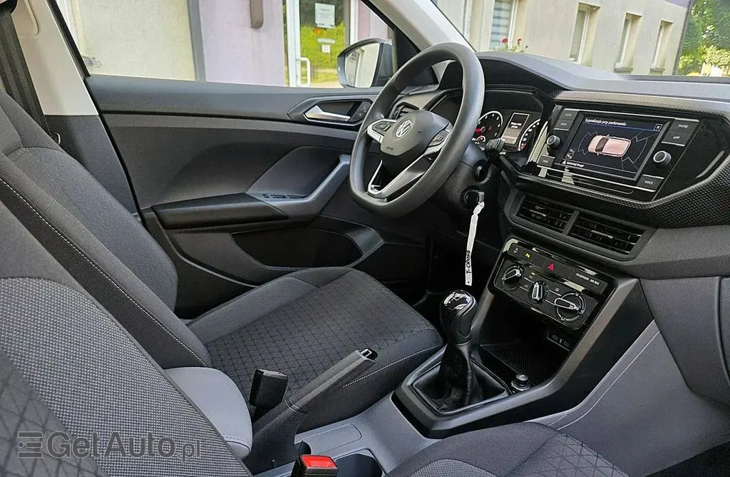 VOLKSWAGEN T-Cross 