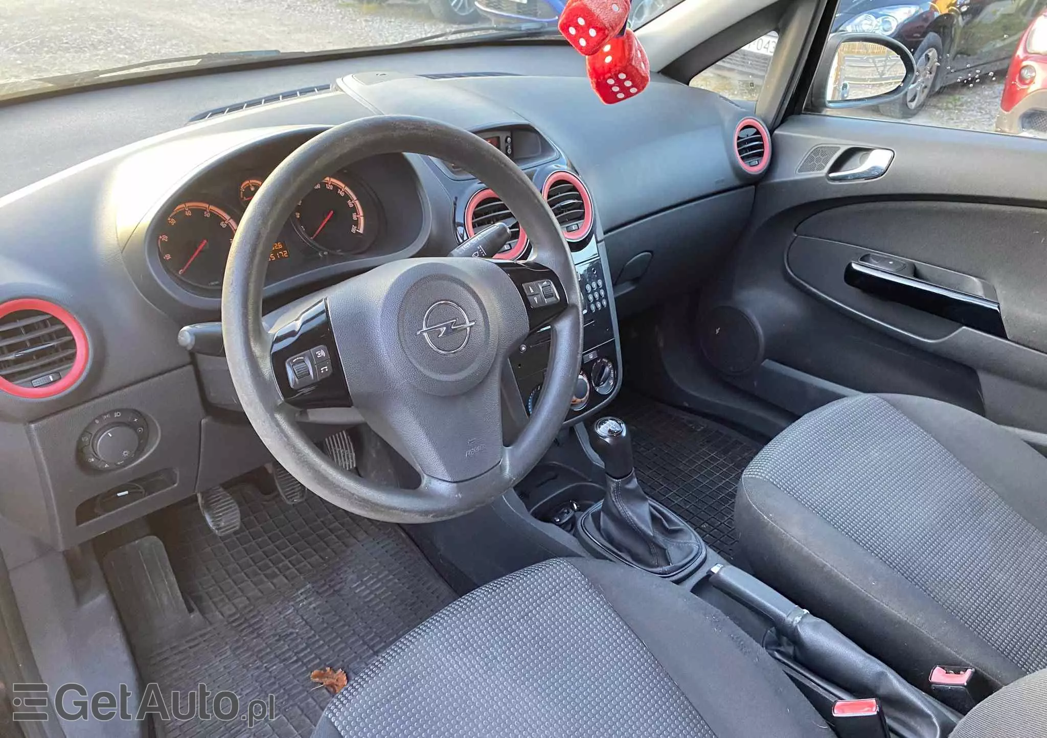 OPEL Corsa 1.2 16V Catch me