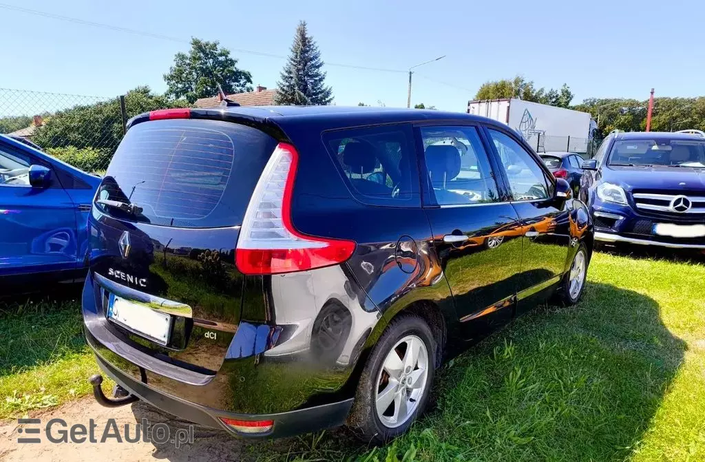RENAULT Grand Scenic 