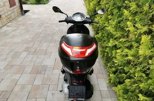 PIAGGIO New FLY 125 