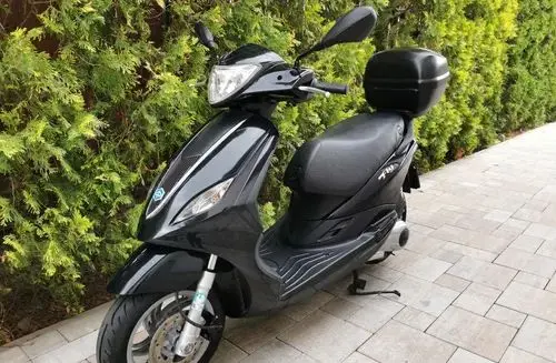 PIAGGIO New FLY 125 