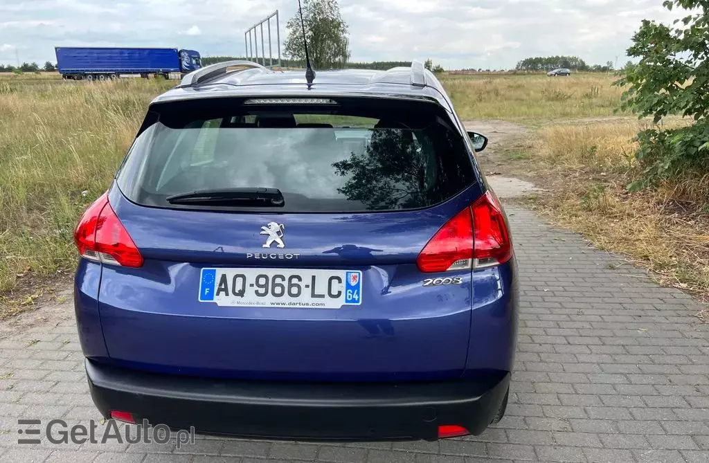 PEUGEOT 2008 