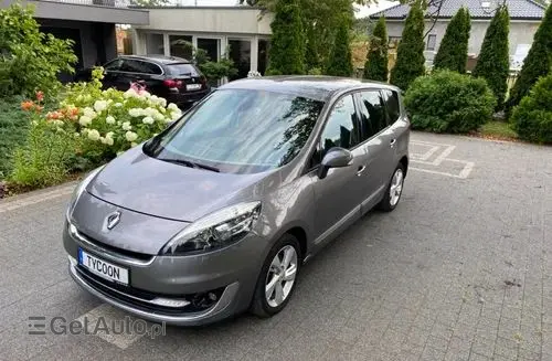 RENAULT Grand Scenic 