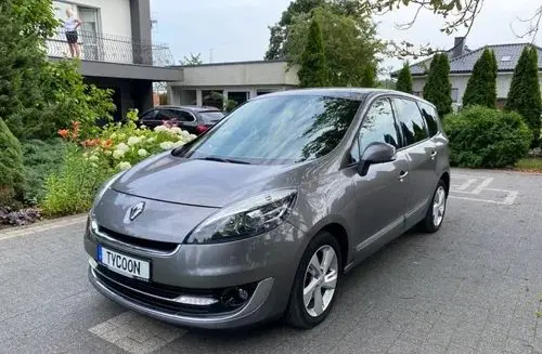 RENAULT Grand Scenic 