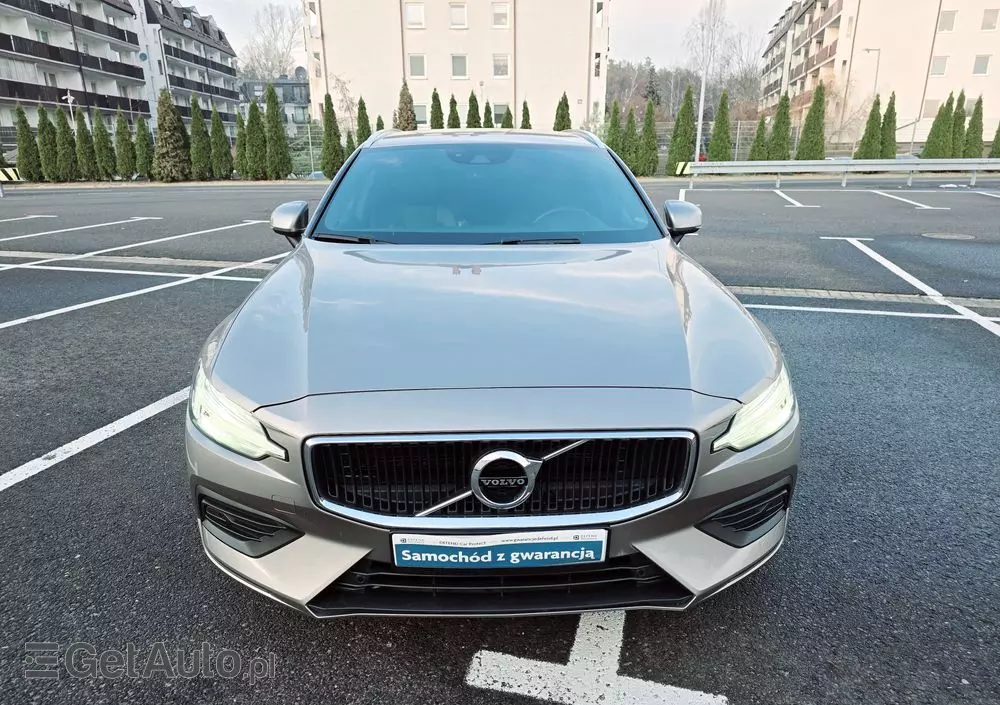 VOLVO V60 D3 Momentum Pro