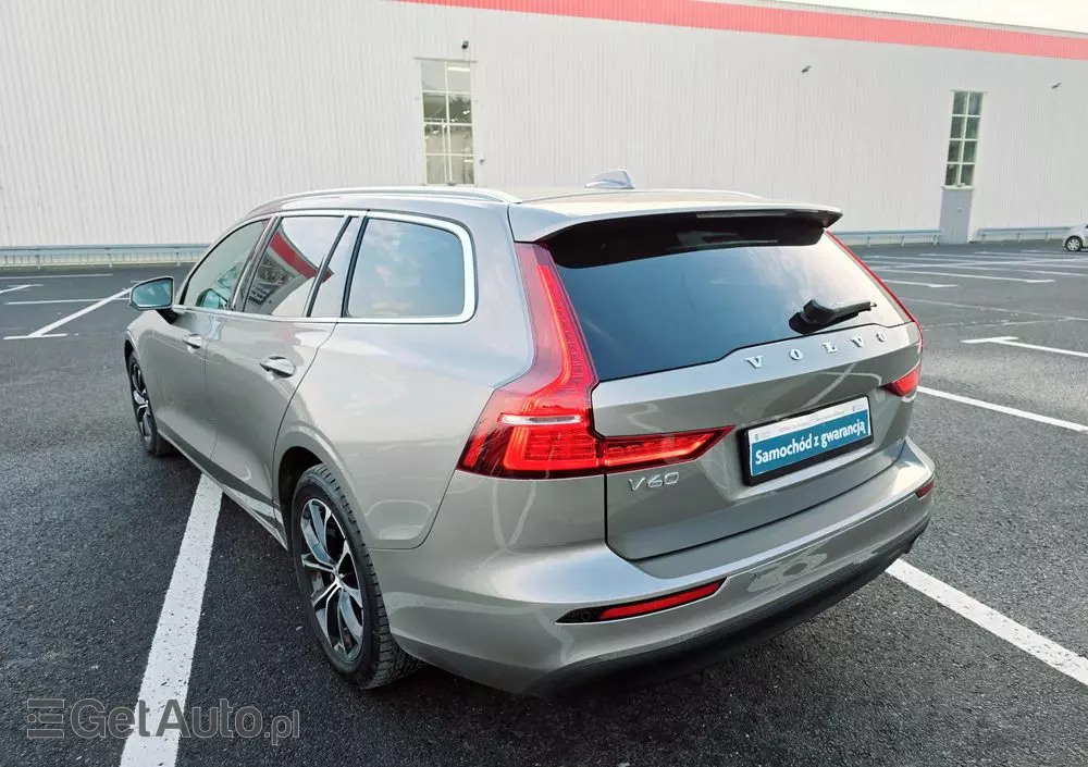 VOLVO V60 D3 Momentum Pro